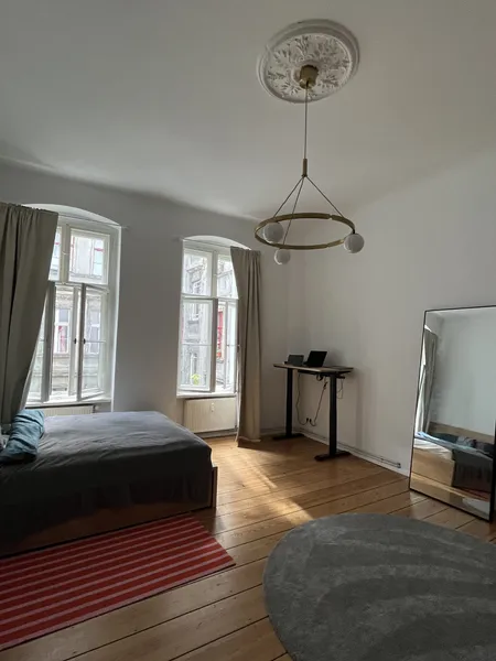 Renovierte 2-Zimmer-Altbauwohnung in Kreuzberg – ab 01.11.2026 — photo 1